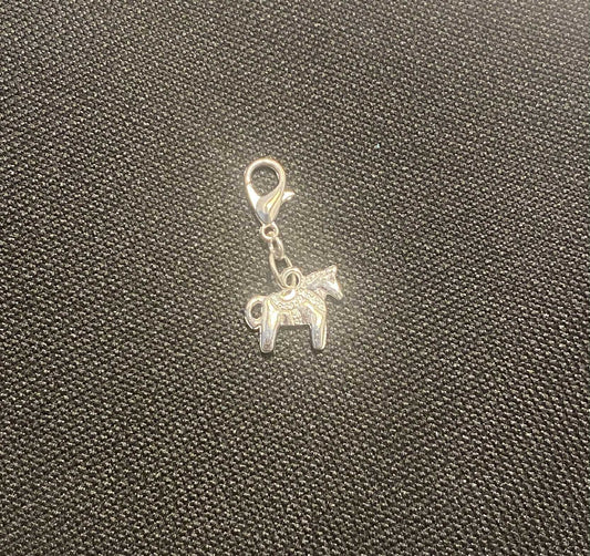 Berlock med dalahäst